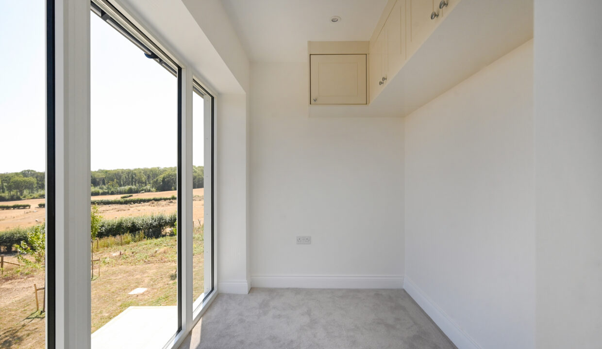 00003009-28