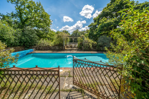 121197-54