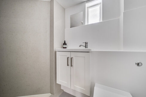 121203-16