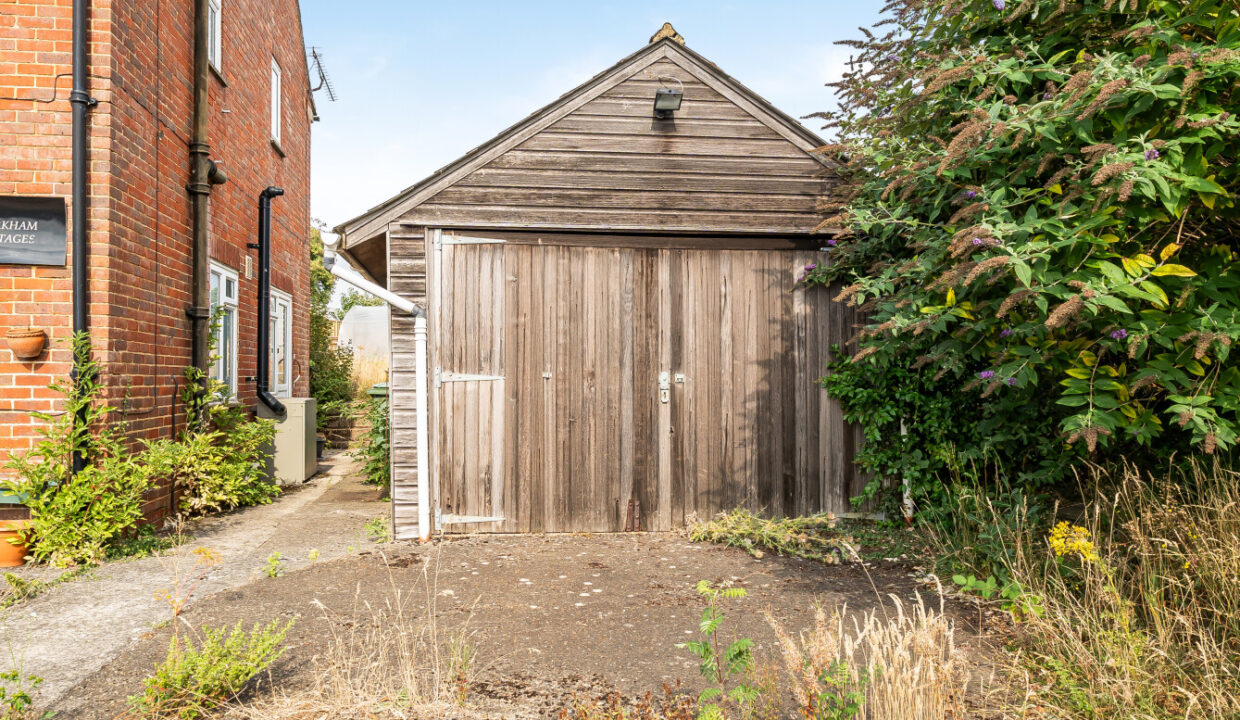 LF004385-2